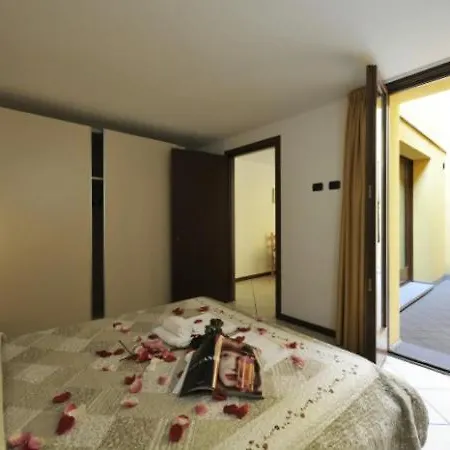 Germasino Sleeps 8 Pool Morbio